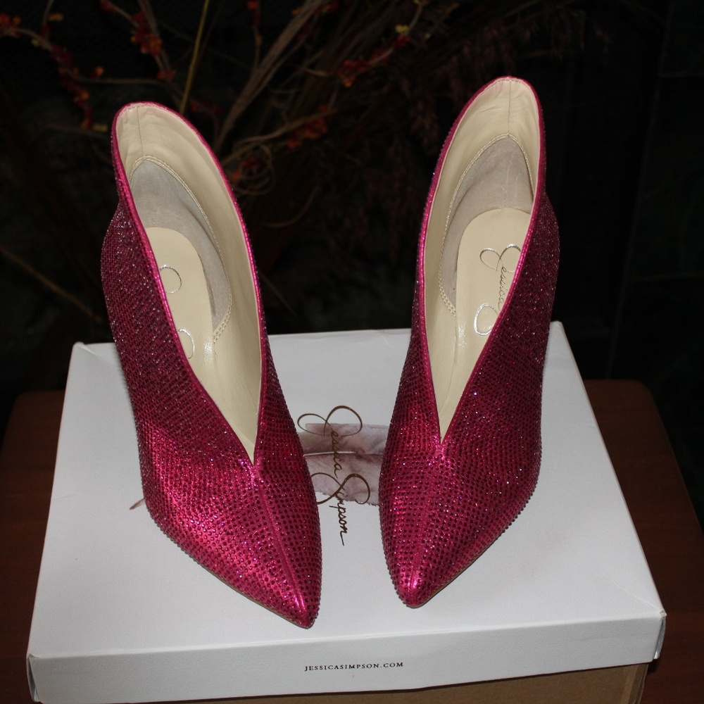 NWT! Jessica Simpson Pointy-Toe Rhinestone Booties - Picture 3 of 6